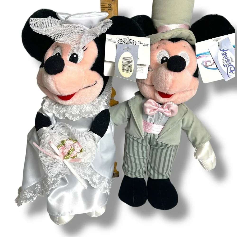 Disney Store Mickey & Minnie Mouse 12